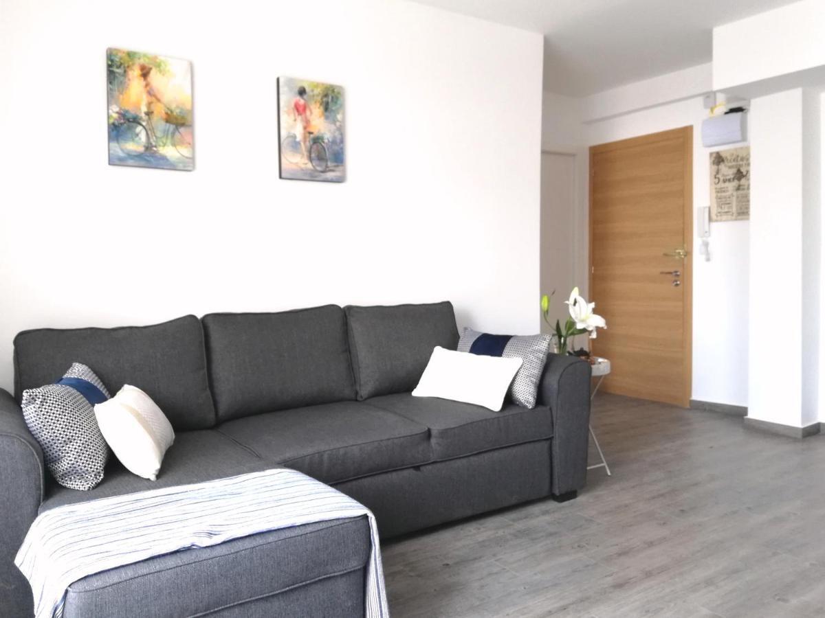 Beachfront Modern And Spacious Apartment Torrevieja Esterno foto